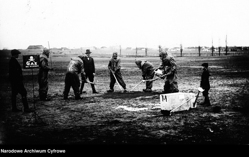 image.from.unit.number "Kurs obrony przeciwgazowej dla służby odkażającej we Włodzimierzu"
