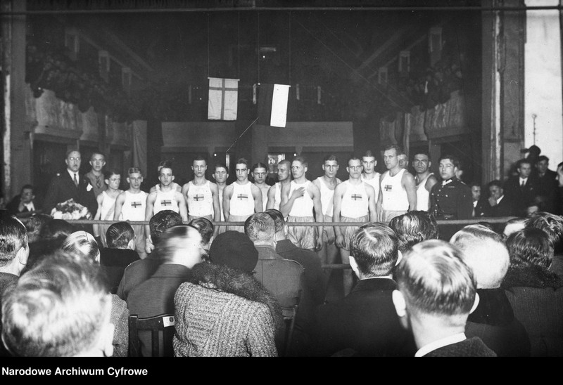 image.from.collection.number "Inowrocław w XX/XXI wieku111"
