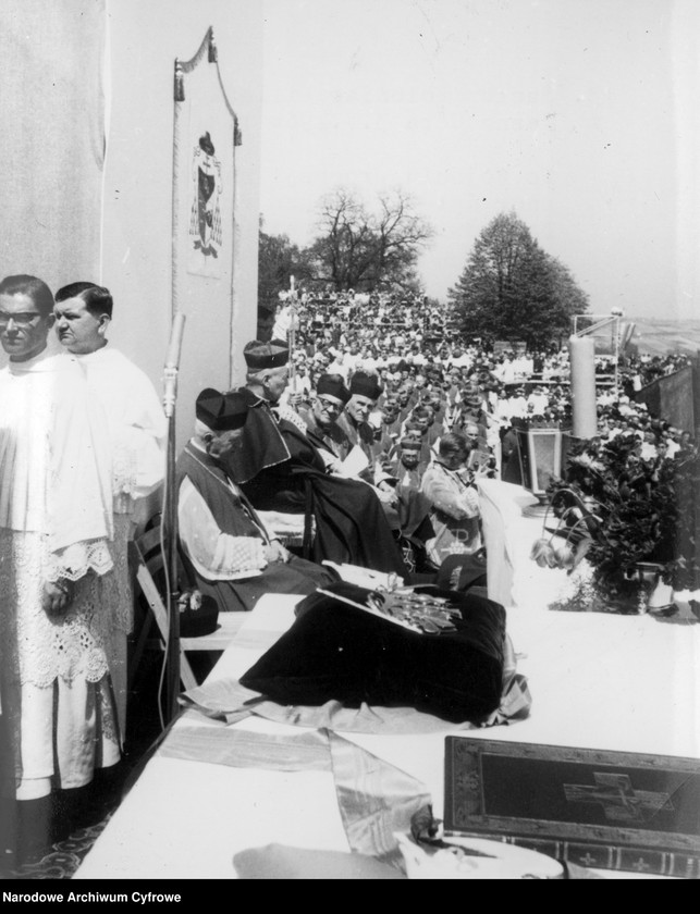 image.from.unit.number "Obchody Tysiąclecia Chrztu Polski na Jasnej Górze w Częstochowie"