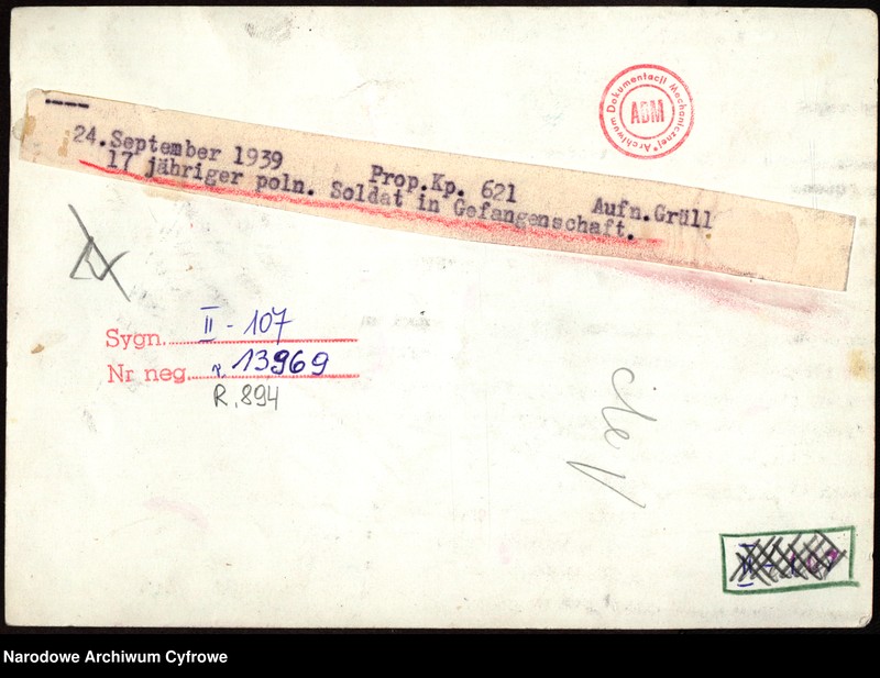 Obraz 2 z jednostki "Polscy jeńcy wojenni z kampanii wrześniowej"