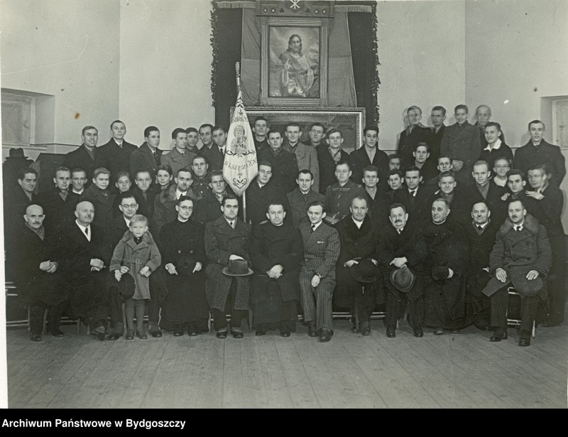 image.from.unit.number "Katolickie Stowarzyszenie Młodzieży Męskiej obwód bydgoski (album)"