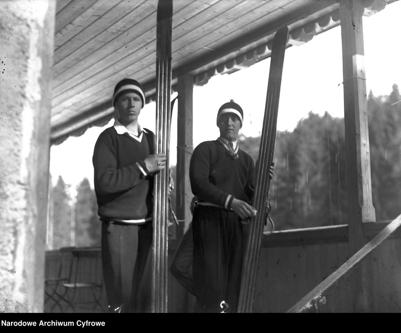 Narciarze Stanisław Marusarz i Bronisław Czech.