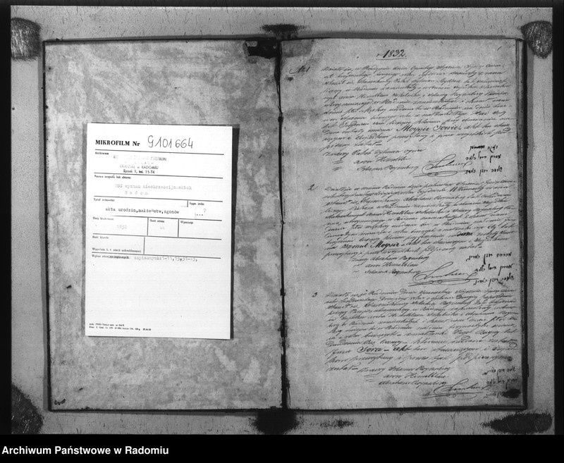 image.from.unit.number "Akta Stanu Cywilnego Wyz. Mojżeszowego Parafii Radom Urodzin, Małżeństwa i Zejścia z Roku 1832"