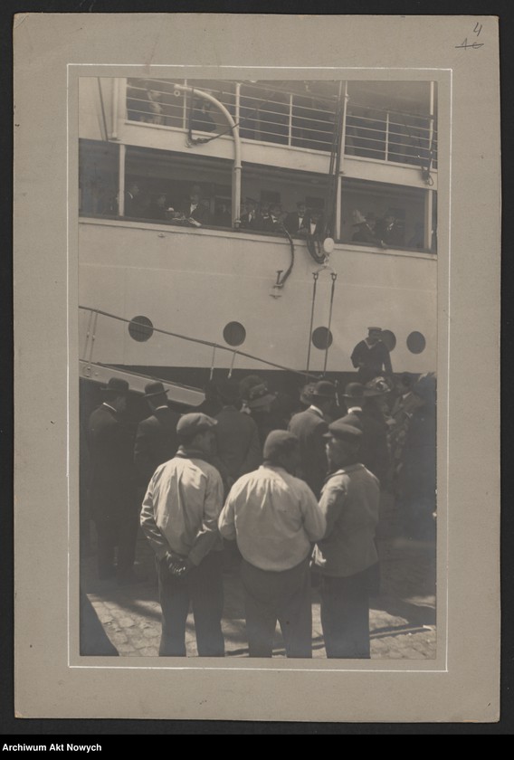 image.from.unit.number "I. J. Paderewski w czasie podróży i wycieczek morskich. Fotografie"