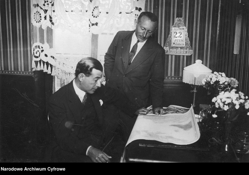 image.from.unit.number "Pierwszy lot transatlantycki majorów Kazimierza Kubali i Ludwika Idzikowskiego"