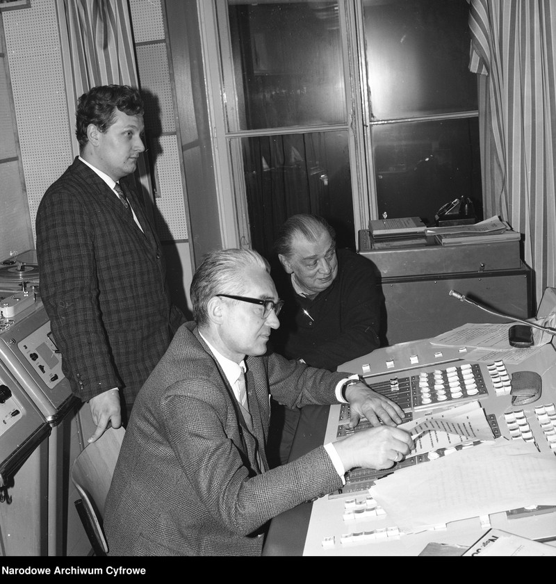 image.from.unit.number "Nagrywanie 500. odcinka słuchowiska radiowego "W Jezioranach" w Polskim Radiu"