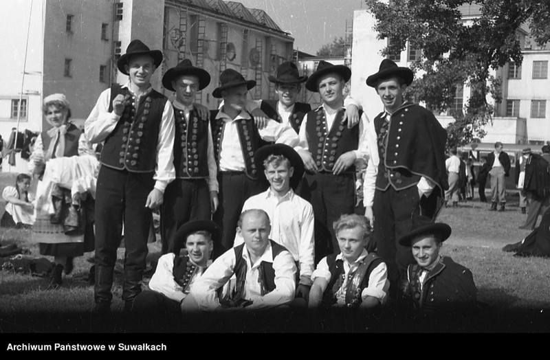 image.from.unit.number "[V Światowy Festiwal Młodzieży i Studentów w Warszawie ?]"