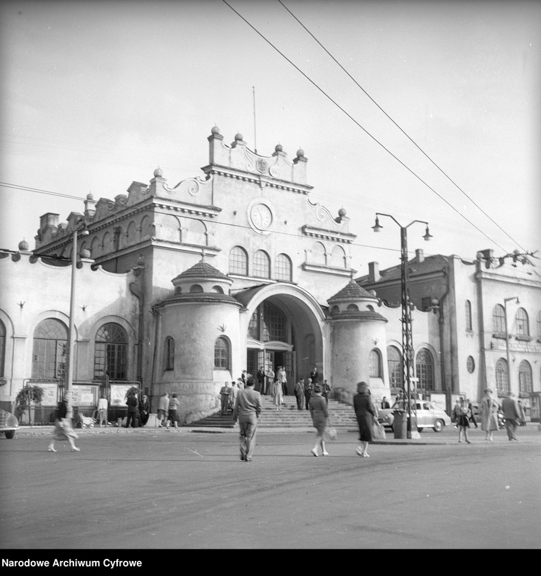image.from.unit.number "Lublin"