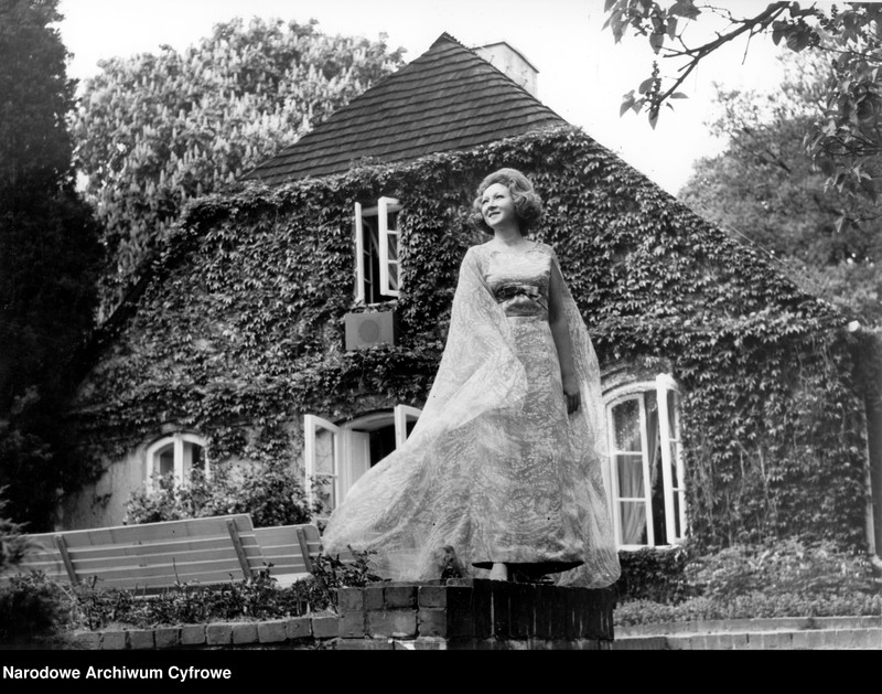 image.from.unit.number "Regina Smendzianka, pianistka"