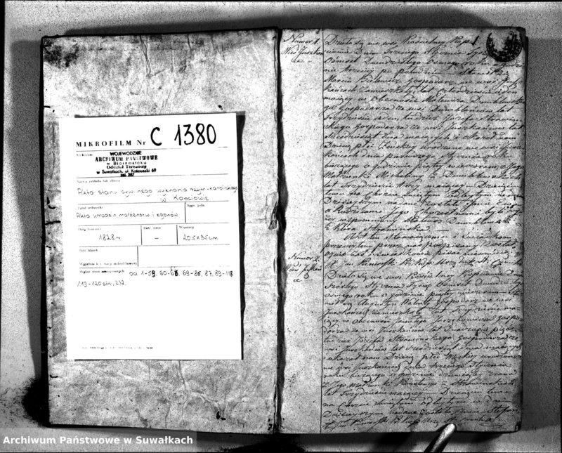 image.from.unit.number "Kięga Duplikatu Zawierajaca w sobie Akta Stanu Cywilnego od dnia 1-go Stycznia do dnia ostatniego Grudnia 1828 r. Urodzonych, Zaślubionych i Zmarłych w Parafii Kopciowskiey"