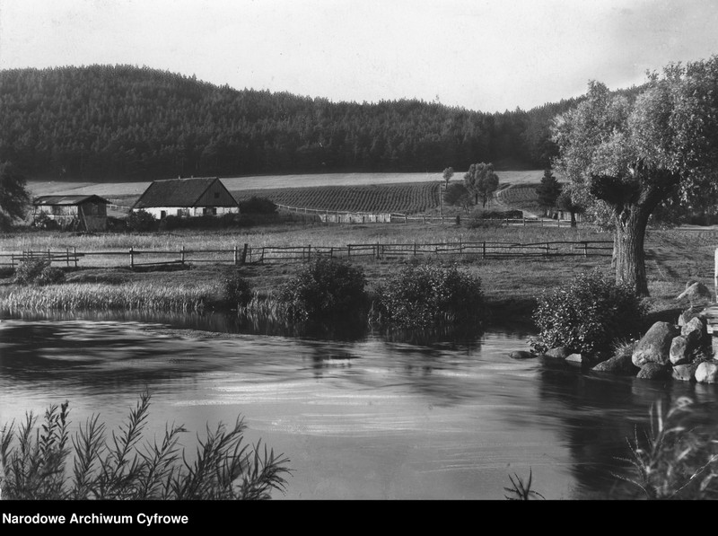 image.from.collection.number "Wieś polska w okresie II RP111"