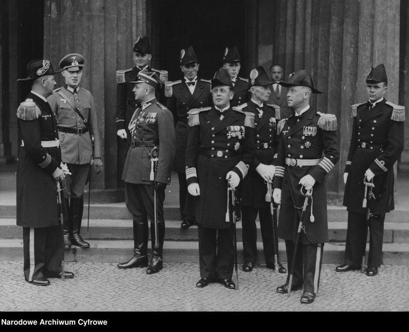 image.from.unit.number "Wizyta niszczycieli ORP "Burza" i ORP "Wicher" w Niemczech"