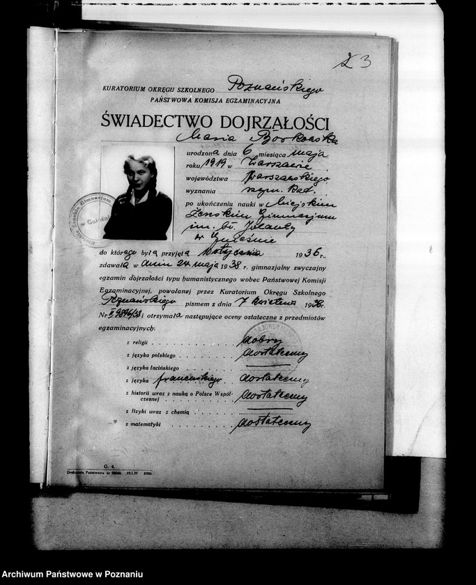 Obraz 7 z jednostki "Miejskie Gimnazjum Żeńskie imienia Błogosławionej Jolanty- Gniezno- [w tym protokoły egzaminów dojrzałości i świadectwa dojrzałości z 1938 roku]"
