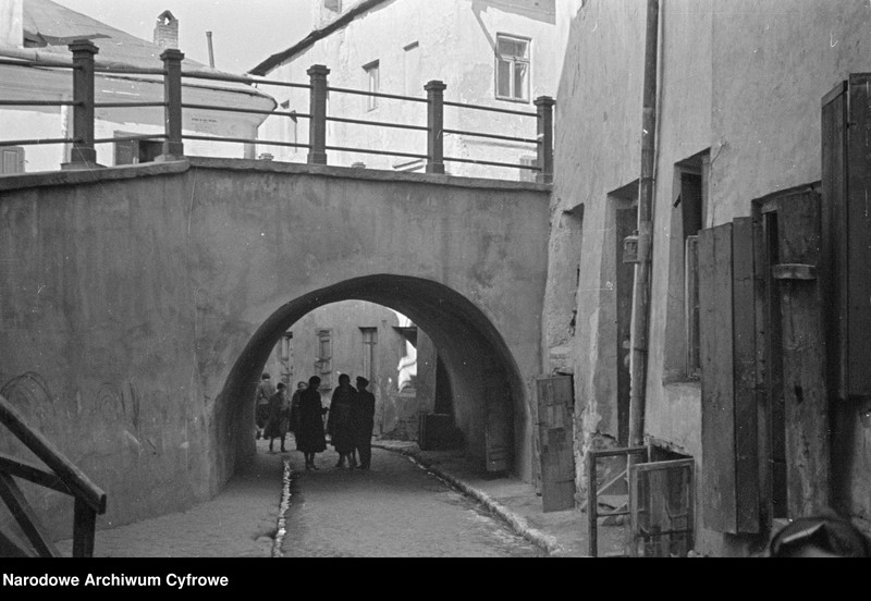 image.from.unit "Lublin - Stare Miasto i pl. Litewski"