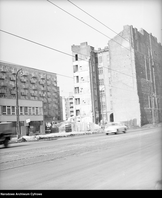 image.from.unit.number "Ulica Juliana Marchlewskiego (ob. al. Jana Pawła II) w Warszawie"