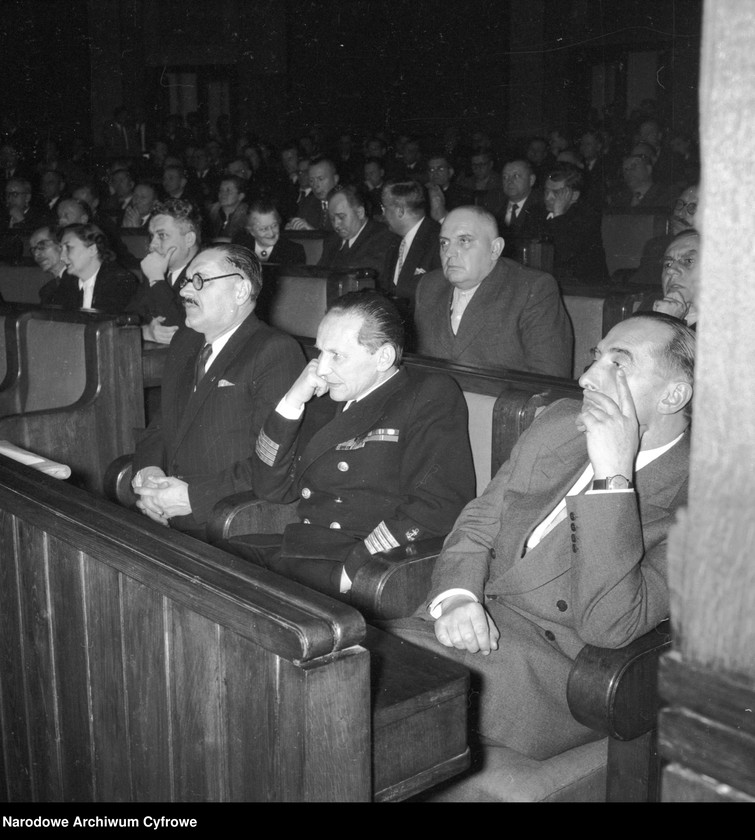 image.from.unit.number "Pierwsza sesja Sejmu II kadencji "