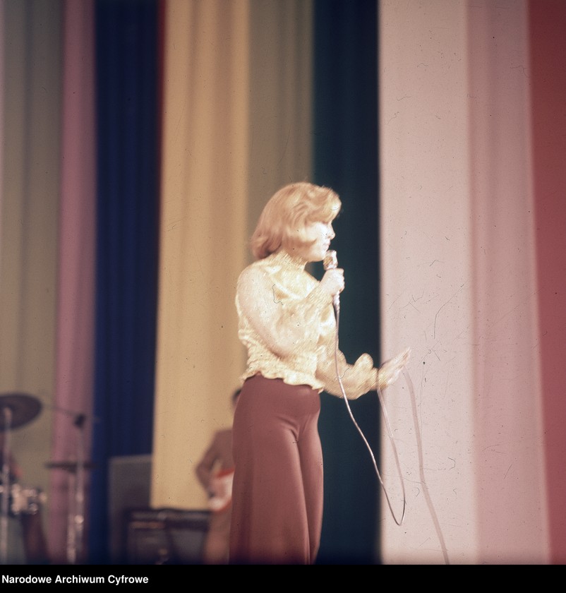 image.from.unit.number "Koncert estradowy "Tylko raz" w Sali Kongresowej Pałacu Kultury i Nauki w Warszawie"