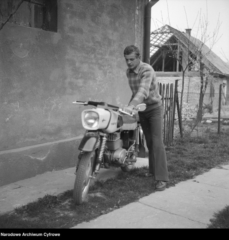 Obraz 13 z kolekcji "Motocykle"