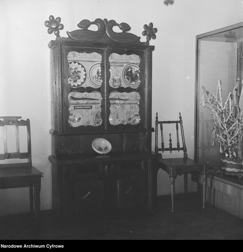 image.from.unit.number "Muzeum Ziemi Zamojskiej"