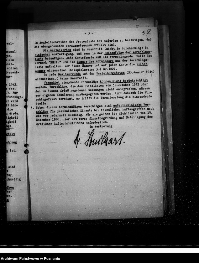 Obraz 7 z jednostki "Kriegsverdienstkreuze- öffentlicher Dienst"