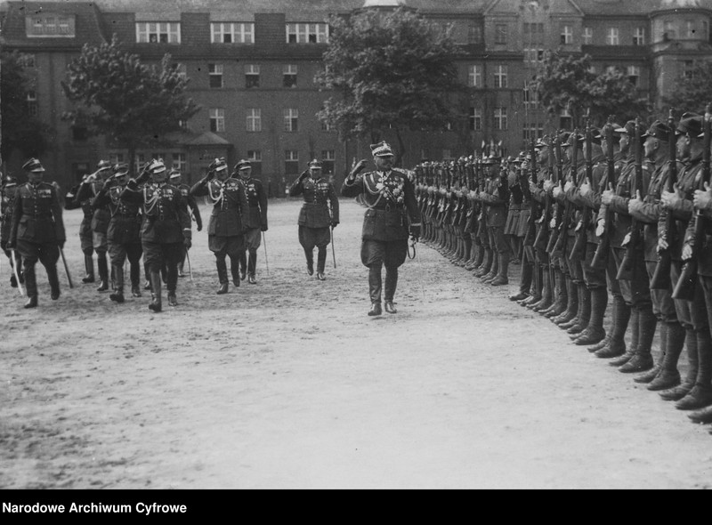 image.from.unit.number "Święto 57 Pułku Piechoty Wielkopolskiej w Poznaniu"