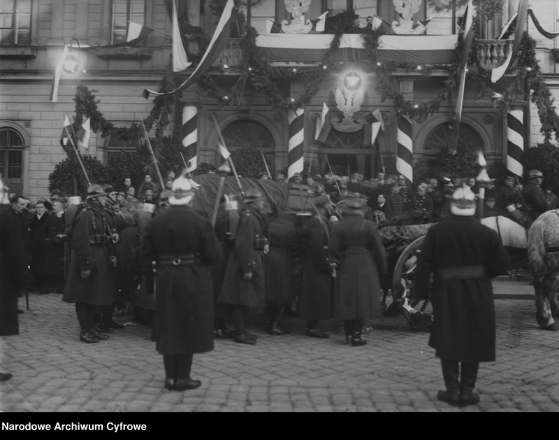 image.from.unit.number "Pogrzeb Nieznanego Żołnierza w Warszawie"