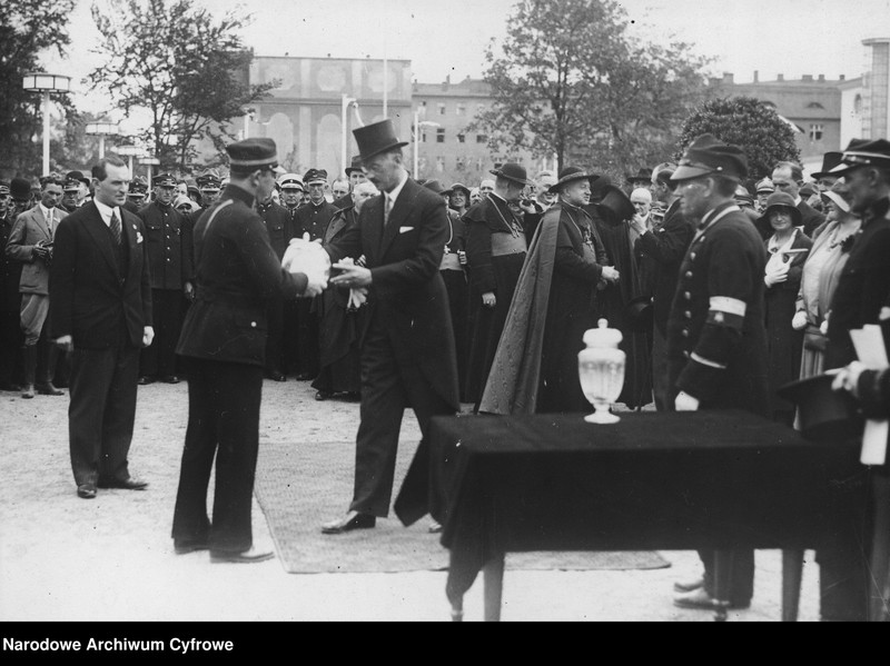 image.from.unit.number "Międzynarodowa Wystawa Komunikacji i Turystyki w Poznaniu"