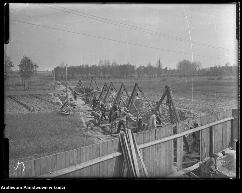 Obraz 1 z jednostki "Budowa wod., wywóz ziemi Dąbrowa? Górki?"