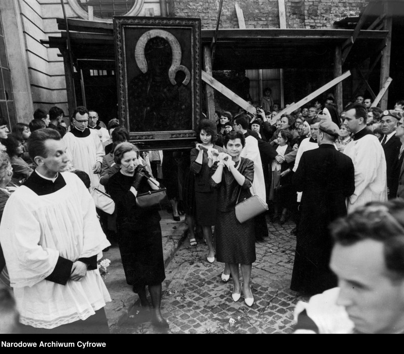 image.from.unit.number "Obchody Tysiąclecia Chrztu Polski w Warszawie"