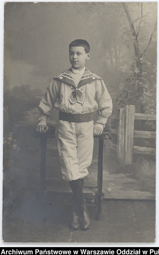 Obraz 77 z kolekcji "Chłopcy w niebieskich mundurkach... - uczniowie pułtuskiego Gimnazjum z okresu I wojny światowej"