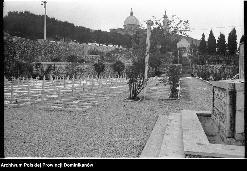 image.from.unit.number "Włochy. Polski Cmentarz Wojenny w Loreto"