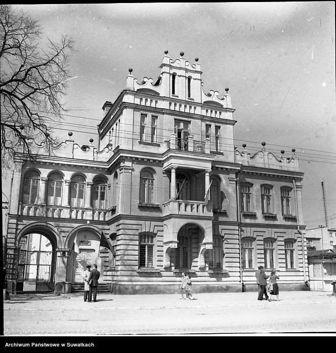 image.from.unit.number "Siedziba Muzeum Regionalnego w Suwałkach przy ulicy Kościuszki."