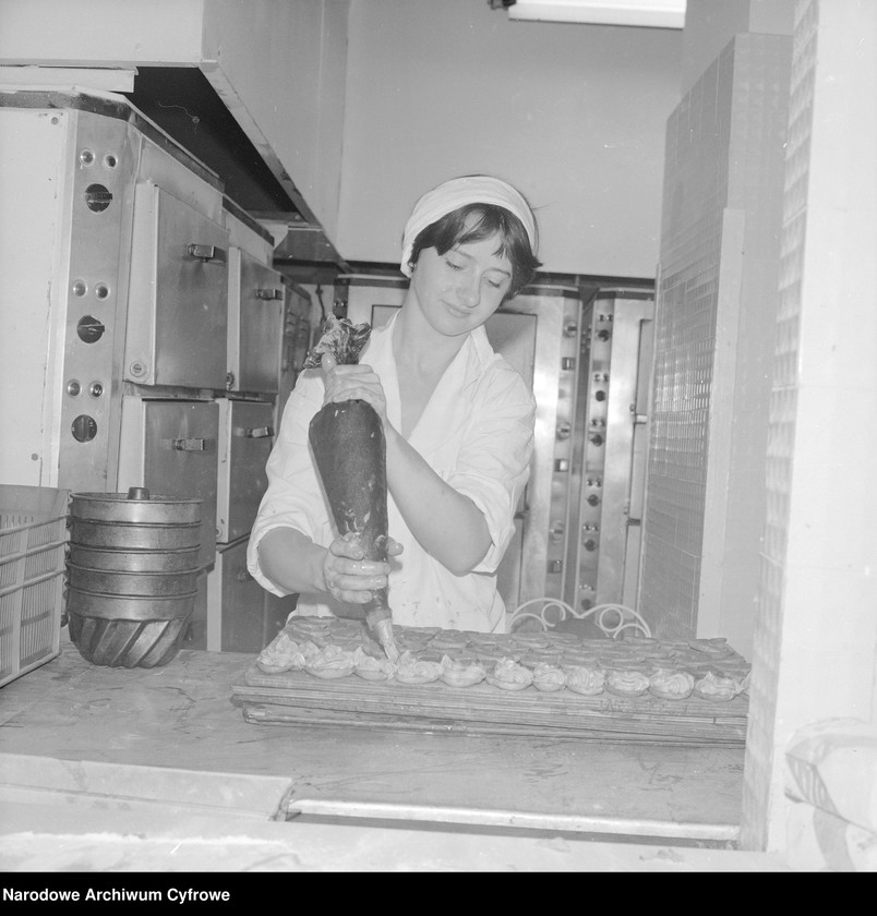 image.from.unit.number "Coctail Bar "Hortex" w Warszawie przy ul. Świętokrzyskiej"
