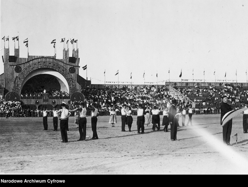 Obraz 11 z jednostki "Towarzystwo Gimnastyczne "Sokół" - ogólnosłowiański zlot w Belgradzie"