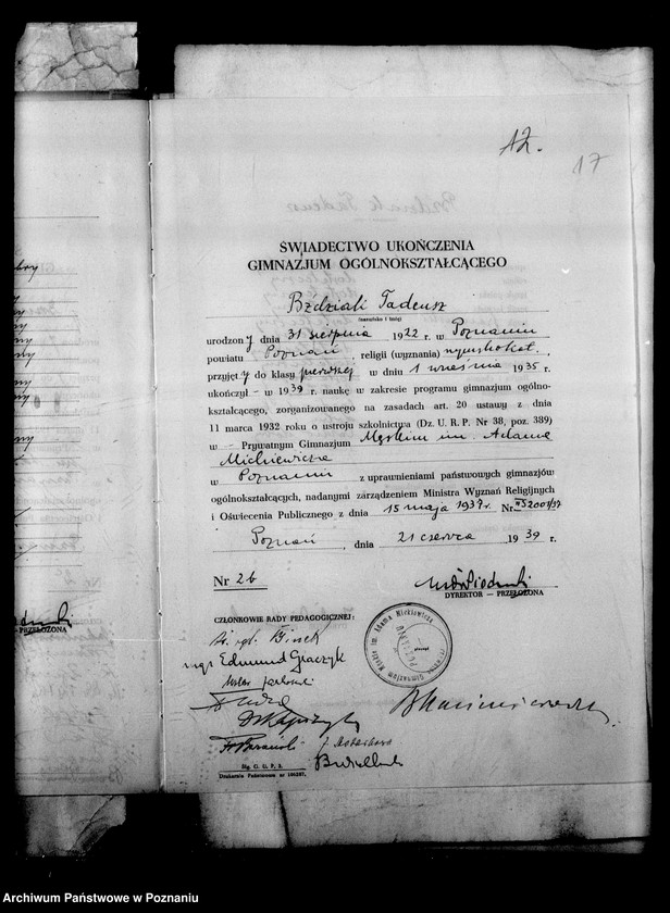 Obraz 20 z jednostki "Prywatne Liceum i Gimnazjum imienia Mickiewicza - Poznań [spis uczniów klasy II liceum oraz świadectwa ukończenia gimnazjum (IV klasy)]"