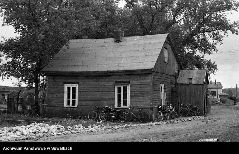 image.from.unit.number "Dom drewniany, okolice Suwałk."