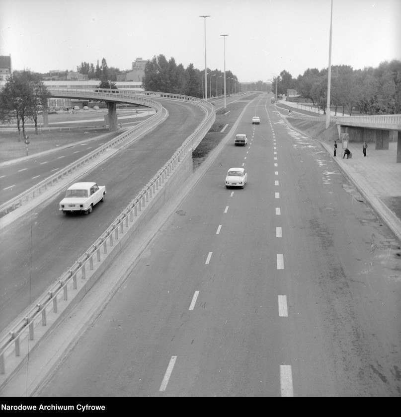 image.from.unit.number "Trasa Łazienkowska w Warszawie"