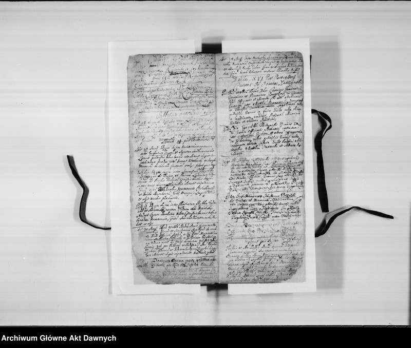 image.from.unit.number "Parafia: Lwów, Bazylika Metropolitalna. Dekanat: Lwów. Księga metrykalna ślubów 1693-1704 i zapowiedzi 1693-1703."