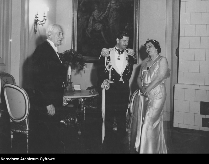 image.from.unit.number "Wizyta oficjalna króla Rumunii Karola II i rumuńskiego następcy tronu księcia Michała w Polsce"