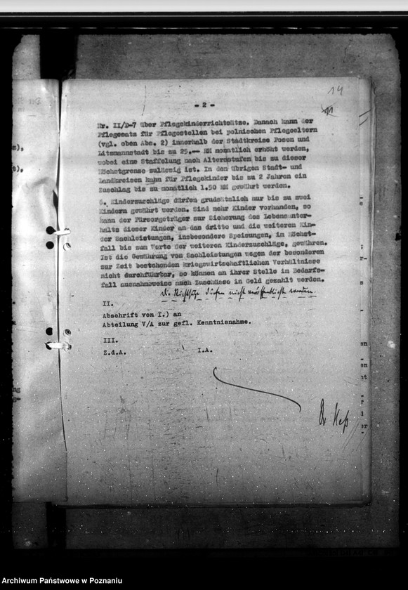 Obraz 19 z jednostki "Unterstützung an Stelle von Sozialversicherung für Polen. Erlass des Reichsarbeitsministeriums vom 26. 8. 1942 "Polenstatut"."