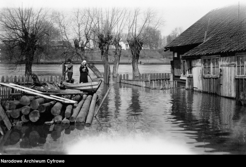 image.from.unit.number "Powódź w Wilnie"