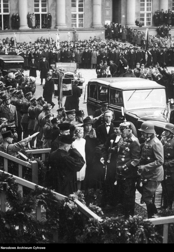 image.from.unit.number "Uroczyste posiedzenie Reichstagu w kościele garnizonowym w Poczdamie"