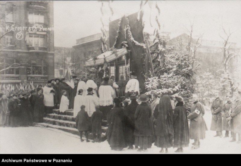 Obraz 3 z jednostki "Nabożeństwo polowe na Placu Wolności w Poznaniu."