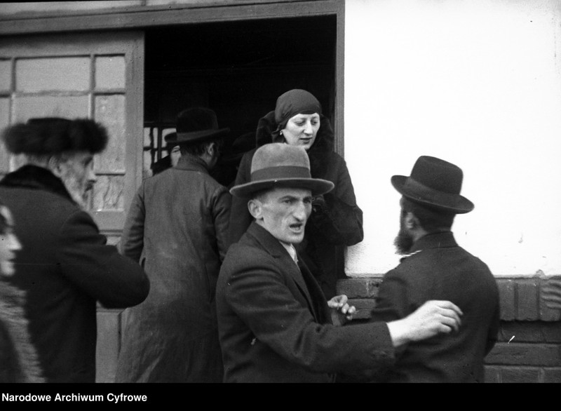 image.from.unit.number "Wesele córki cadyka z Bobowej Ben Sion Halberstama"