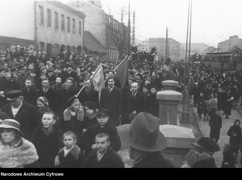 Obraz 8 z jednostki "Pogrzeb przywódcy narodu cygańskiego Matejasza Kwieka"