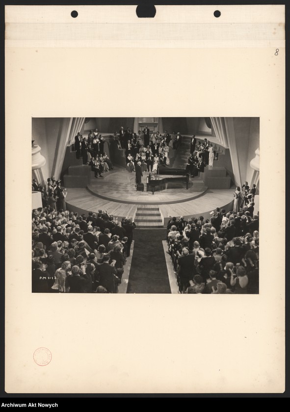 image.from.unit.number ""Sonata Księżycowa". Album fotografii ofiarowany A. Wilkońskiej przez L. Mendes