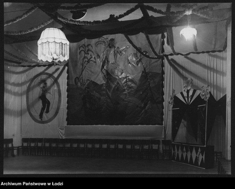 Obraz 2 z jednostki "[Dekoracja sali z okazji organizowanego balu]"