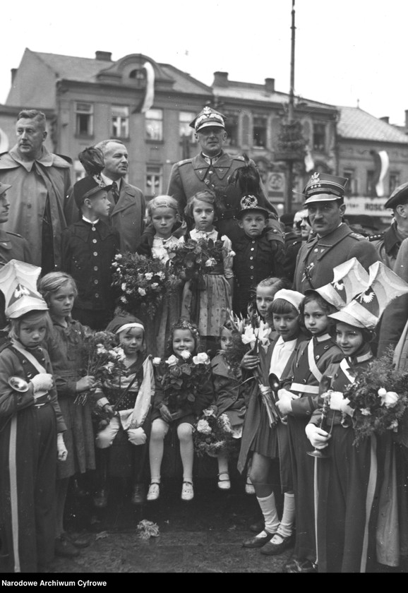 Obraz 10 z jednostki "Zajęcie Zaolzia - wkroczenie wojsk polskich do Frysztatu"