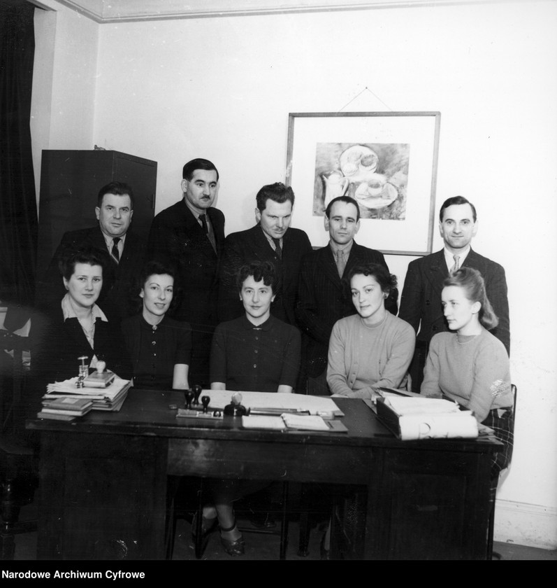 image.from.unit.number "Adam Pragier obejmuje urząd ministra informacji i dokumentacji"
