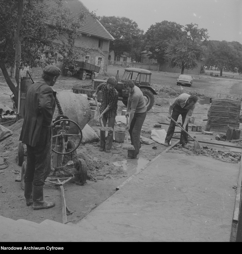 image.from.unit.number "Spółdzielnia Kółek Rolniczych w Siemyślu"